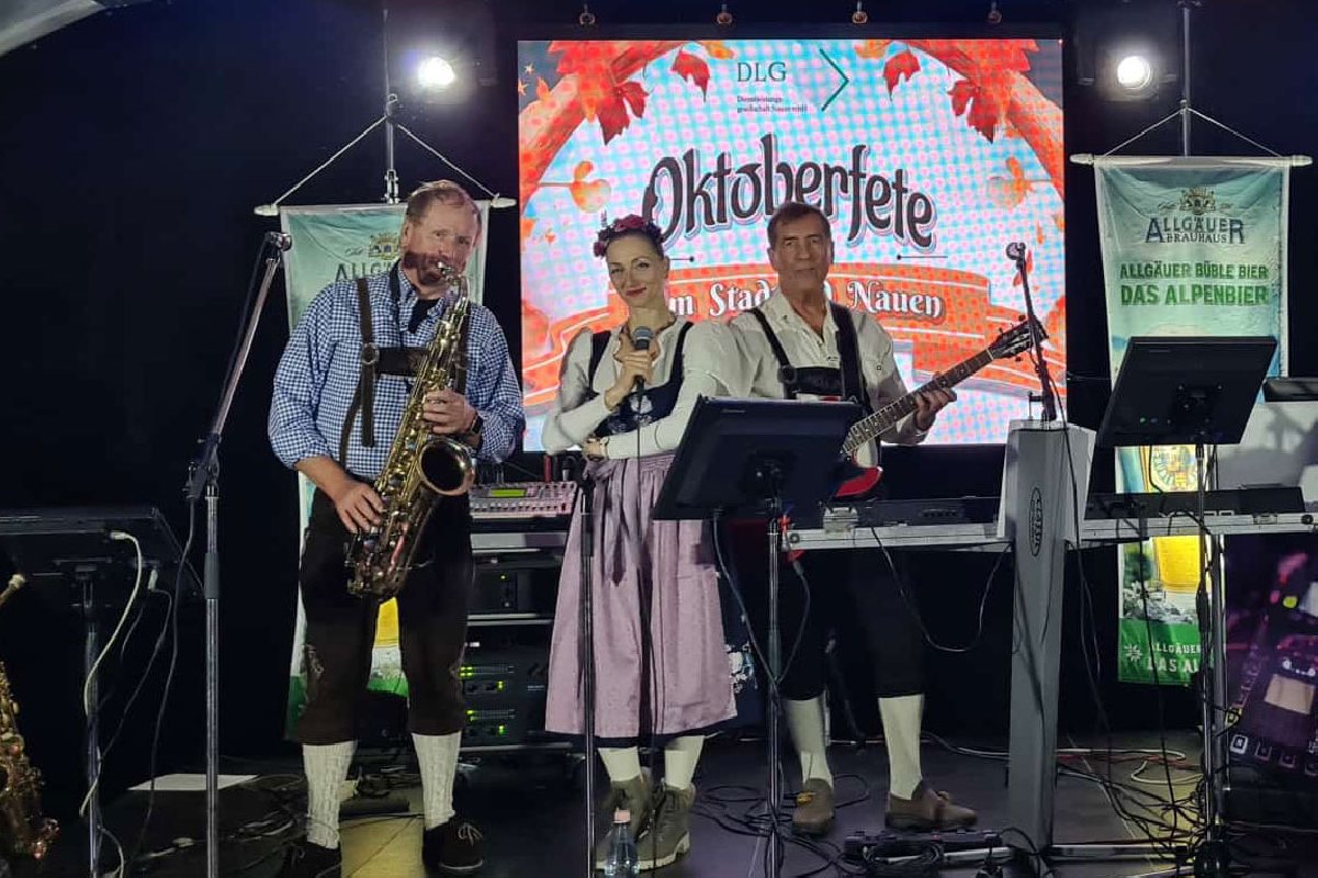 00 Alpenshow Oktoberfest Sunrise Express